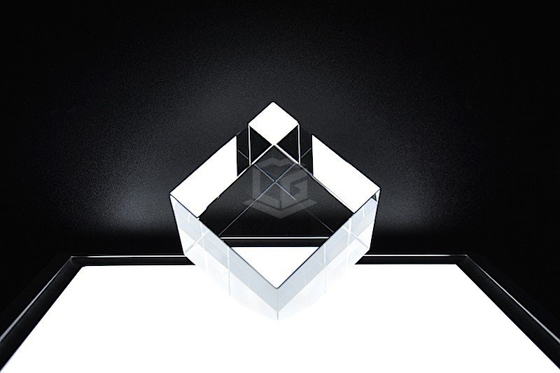 Kristallglas Würfel Diagonal CC40 | 3D Glasinnengravur