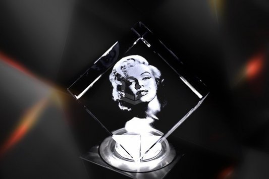 Marilyn Monroe Diagonal | 3D Motiv Glasinnengravur