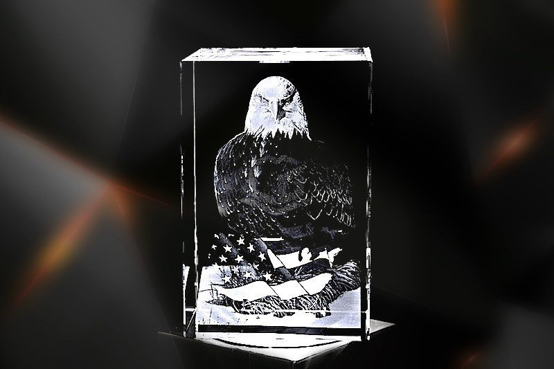 Adler mit USA Flagge | 3D Motiv Glasinnengravur