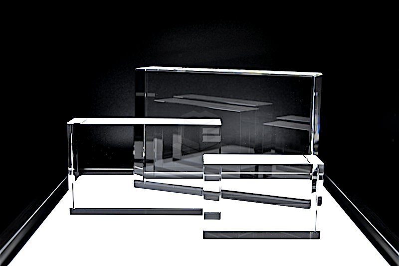 Kristall Flachglas selbststehend RT130 | 2D Glasinnengravur