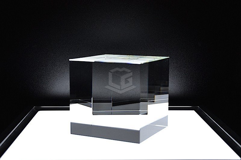 Kristallglas Würfel C60 | 3D Glasinnengravur