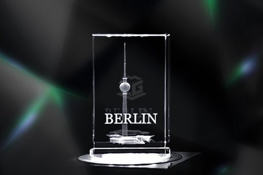 Fernsehturm Berlin mit Text | 3D Motiv Glasinnengravur